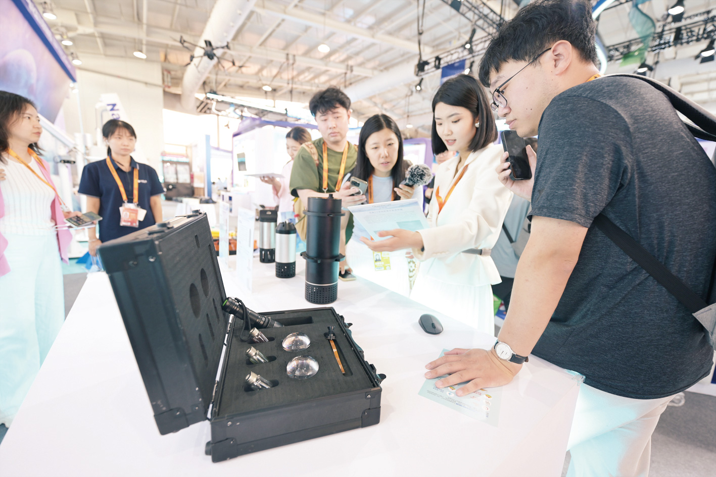 ���ݹ���-����ɼ�����,����Ʒ��ʵ��